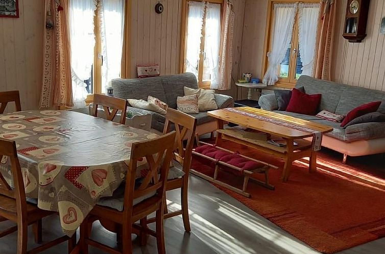 Appartement Familienchalet in Saanen – Gstaad
