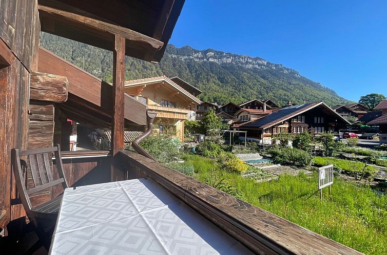 Vakantiehuis Chalet-Hausteil mit Garten im Dorfkern