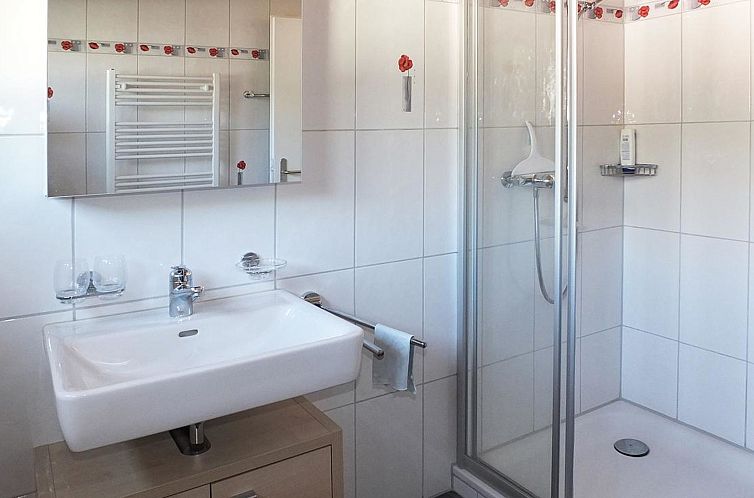 Appartement Dorfstrasse 53a / 2