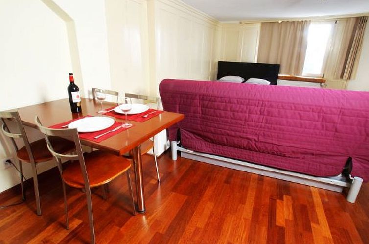 Appartement ZH Limmat 5 - HITrental Apartment