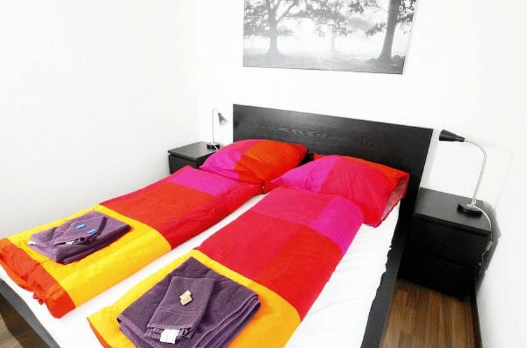Appartement ZH Blueberry l - Oerlikon HITrental Apartment