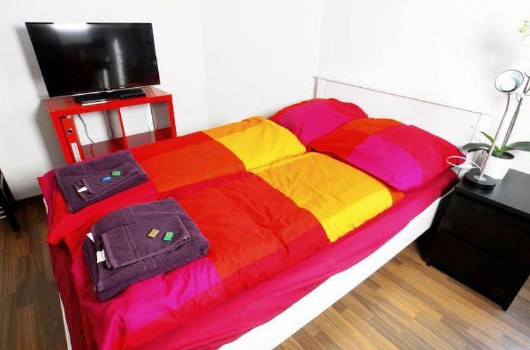 Appartement ZH Cranberry lV - Oerlikon HITrental Apartment
