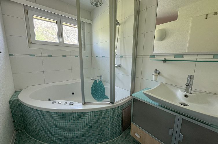Appartement modern eingerichtete Ferienwohnung in Andermatt