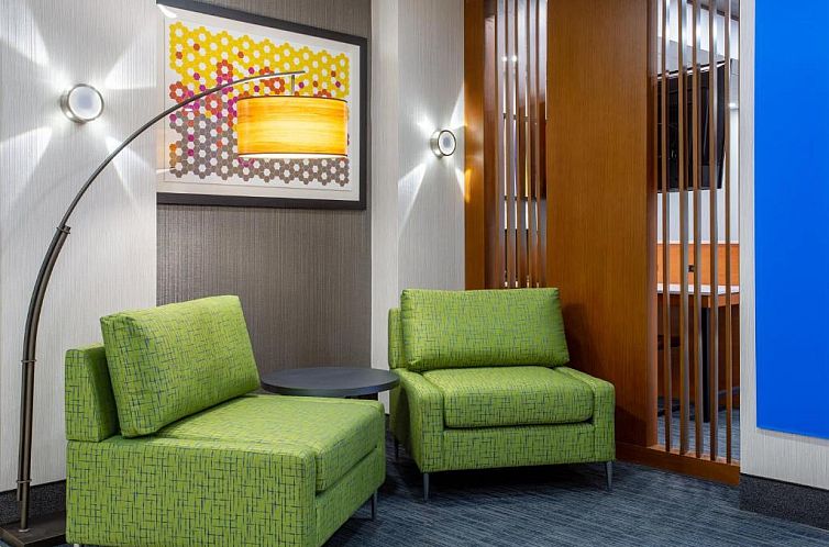 Holiday Inn Express Hotel & Suites Fort Wayne, an IHG Hotel