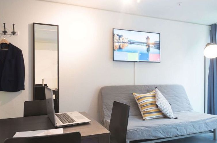 Appartement LU Verkehrshaus III - Allmend HITrental Apartmen