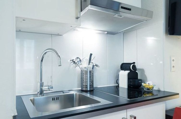 Appartement LU Pluto l - Old Town HITrental Apartment