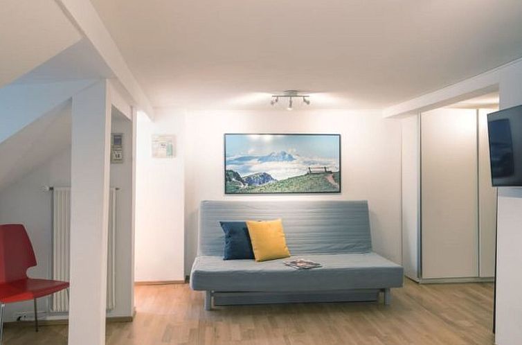 Appartement LU Mercury lll - Old Town HITrental Apartment