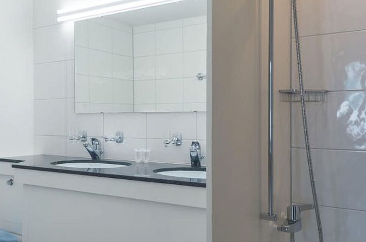 Appartement LU Moon IVb - Old Town HITrental Apartment