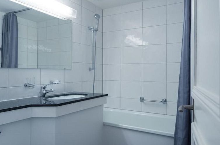 Appartement LU Pluto lV - Old Town HITrental Apartment