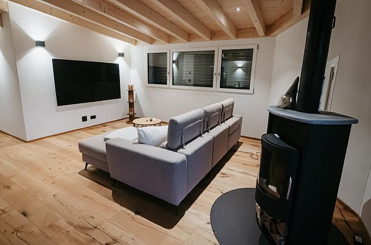 Appartement Moderne Ferienwohnung ROTHORN mit 2 Schlafzimmer