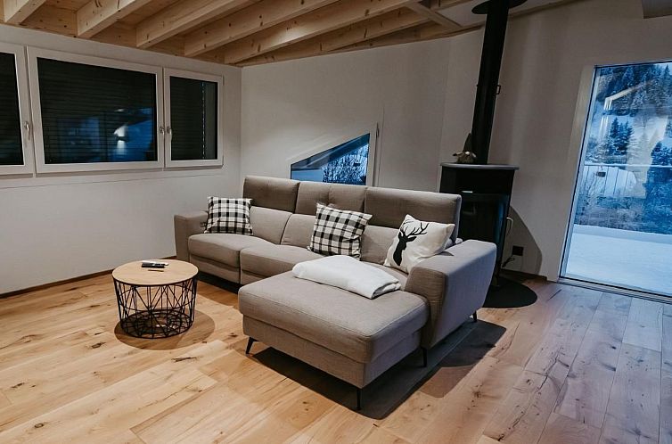 Appartement Moderne Ferienwohnung ROTHORN mit 2 Schlafzimmer