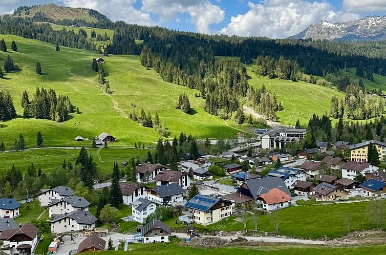 Appartement Moderne Ferienwohnung ROTHORN mit 2 Schlafzimmer