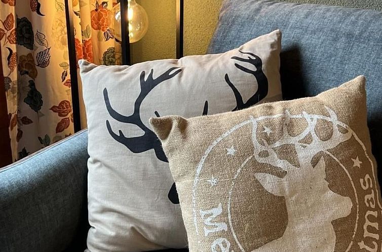 Appartement Berg-Ferienwohnung  im Chalet  Zirbeli