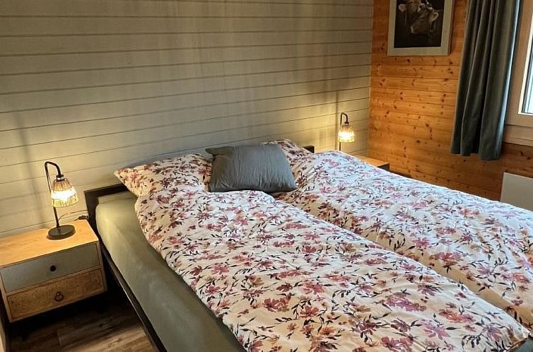 Appartement Berg-Ferienwohnung  im Chalet  Zirbeli