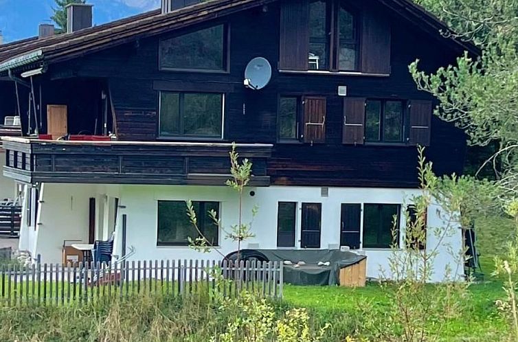 Appartement Berg-Ferienwohnung  im Chalet  Zirbeli