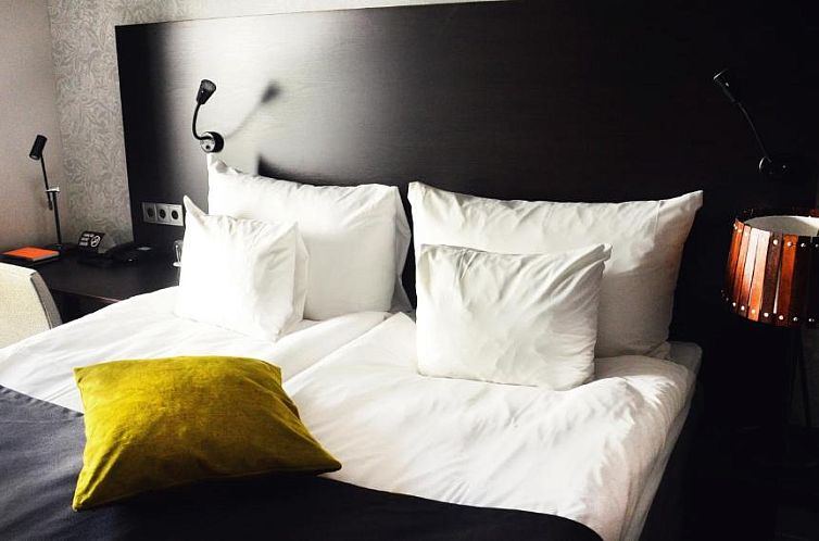 Clarion Collection Hotel Plaza