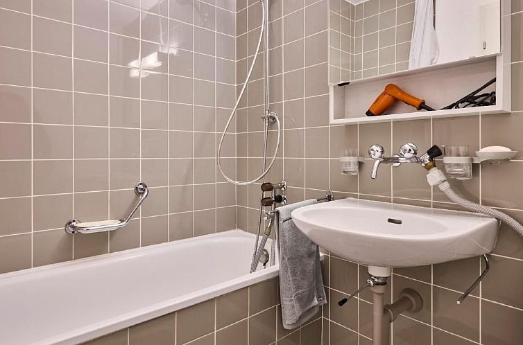 Appartement Hochhaus Fellergut - Stiftung Ferien im Baudenkm