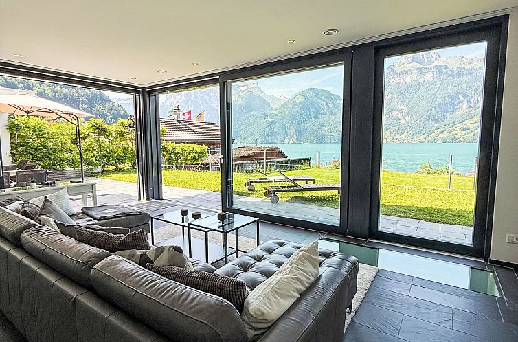 Vakantiehuis Villa am See 5 / Beach House