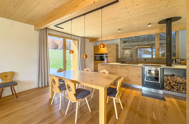 Guest house 1820604 - Apartment Under Gräub / Grisons - Appartement chasa Fuldera