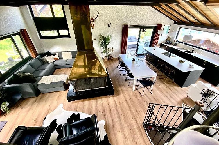 Vakantiehuis Chalet mit Garten, Grill und Terrasse