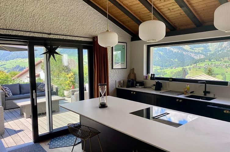 Vakantiehuis Chalet mit Garten, Grill und Terrasse