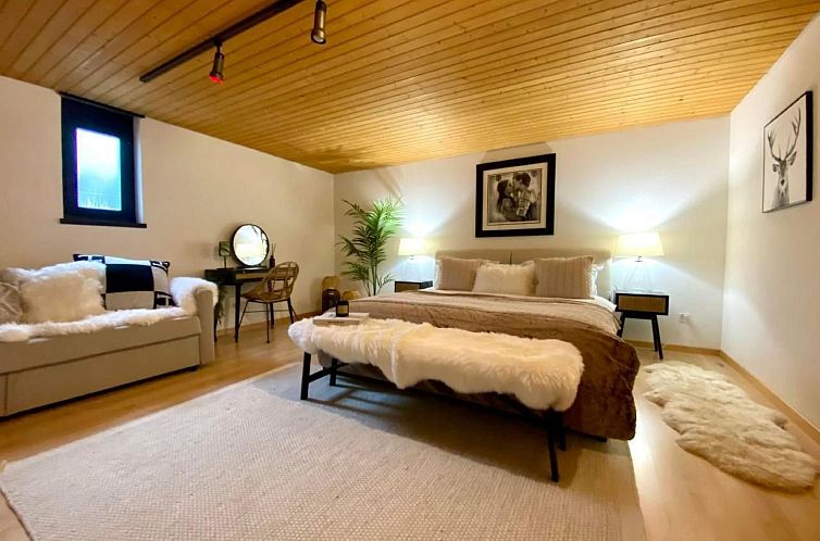 Vakantiehuis Chalet mit Garten, Grill und Terrasse