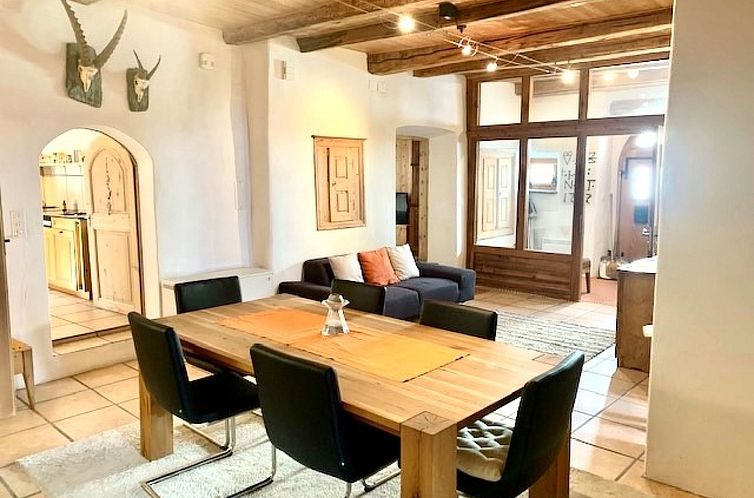 Appartement Chasa Stupan 1. Obergeschoss, (Ardez).