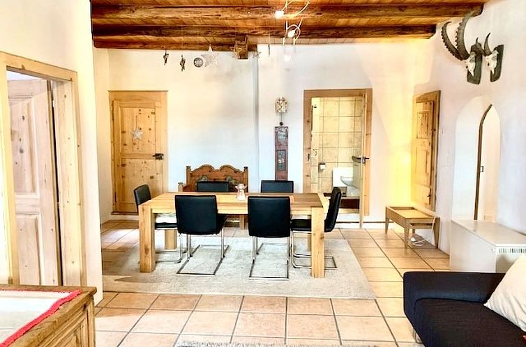 Appartement Chasa Stupan 1. Obergeschoss, (Ardez).