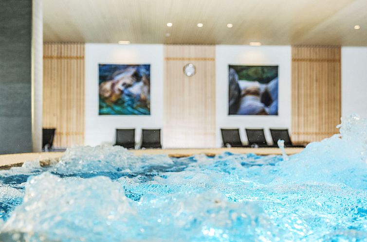 Appartement Pradas Resort - 2.5 Zimmer Premium