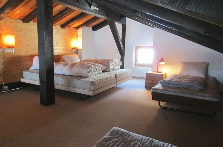 Appartement Anita 7 Defuns, Brigels, (Breil/Brigels).
