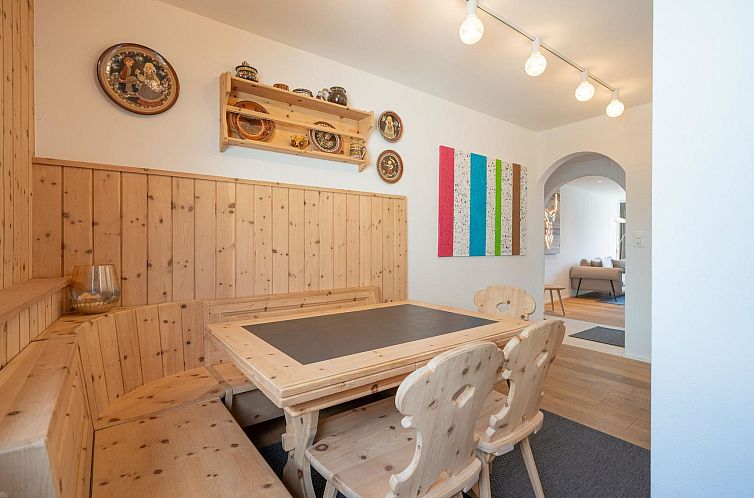 Appartement Viktoria A44 by Arosa Vacations