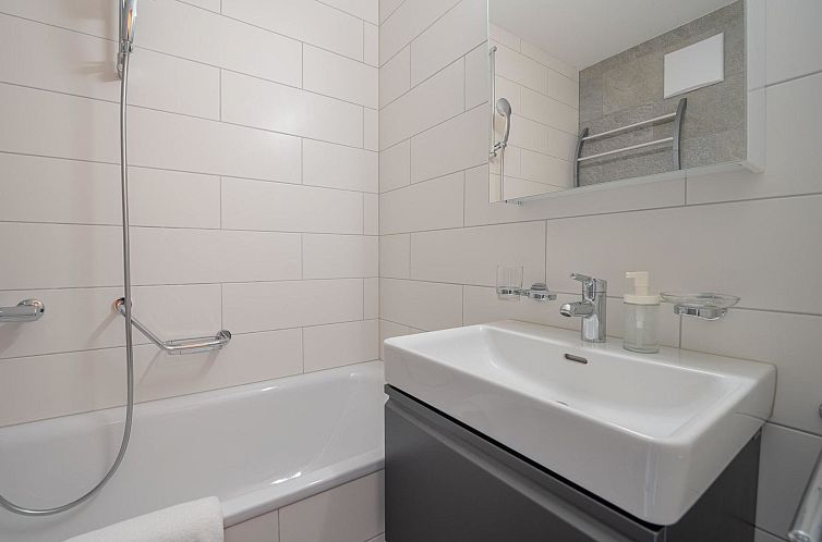 Appartement Viktoria A44 by Arosa Vacations