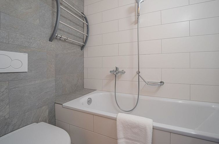 Appartement Viktoria A44 by Arosa Vacations