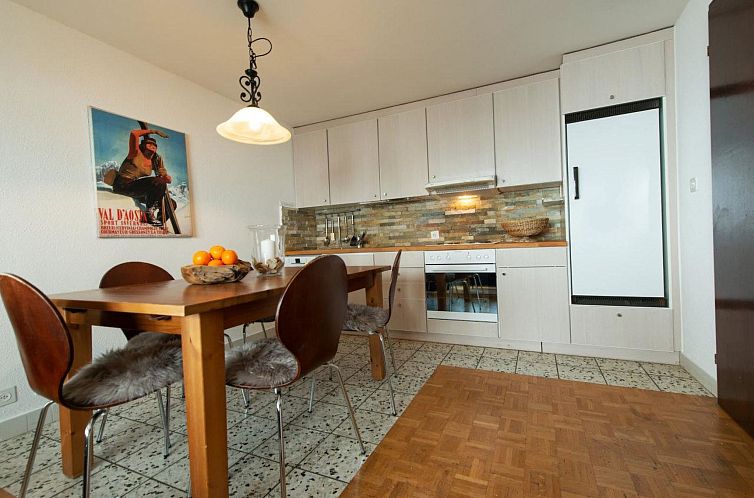 Appartement 8-Zimmer Berghaus in Innerarosa, 170 m2