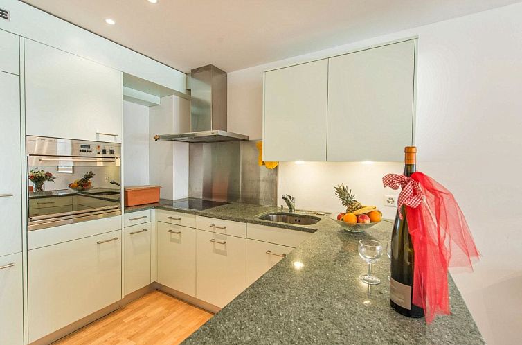 Appartement Neiva 3-Zimmer Ferienwohnung mit Südbalkon, 88 