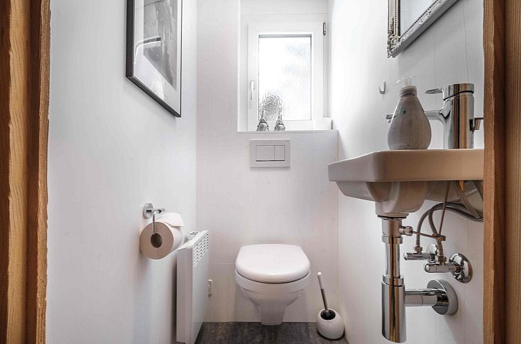 Appartement Appartement/Fewo, Bad, WC, 8-Bettwohnung