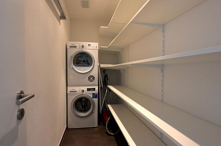 Appartement 3.5 Zimmer Luxusferienwohnung, 2 Schlafzimmer
