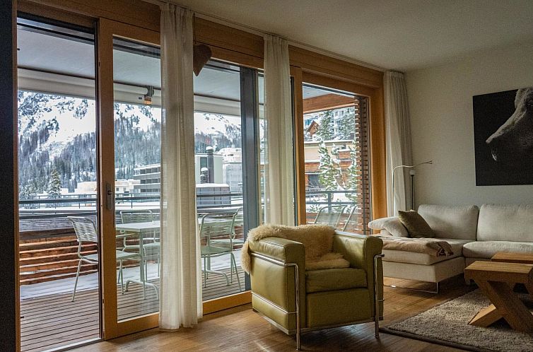 Appartement 96 m2 Ferienwohnung mit überdecktem Balkon