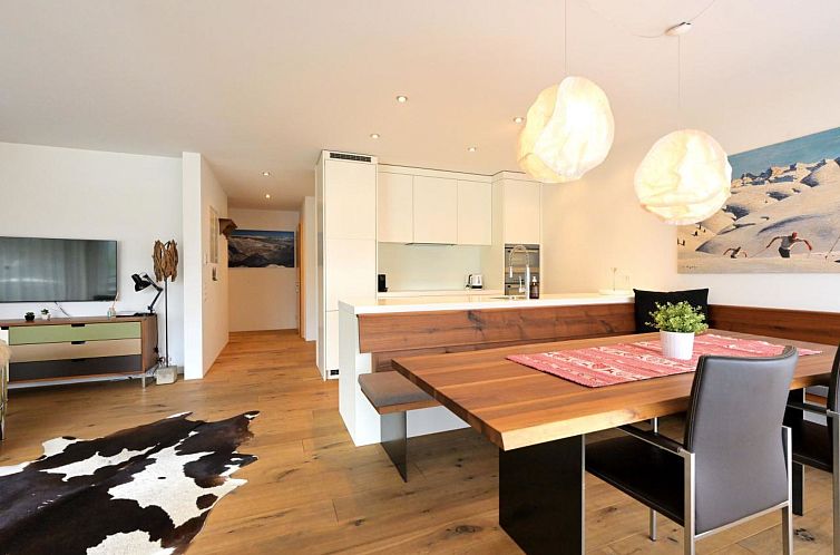 Appartement 96 m2 Ferienwohnung mit überdecktem Balkon