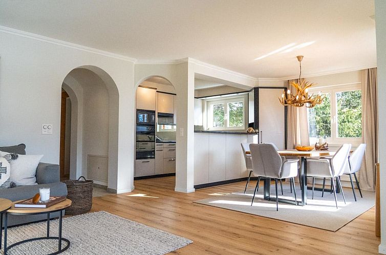 Appartement 3.5 Zimmer Wohnung mit Südbalkon, 4 Betten