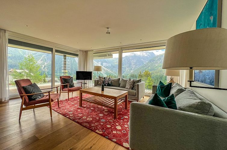 Appartement 130m2 Luxuswohnung mit grossem Balkon, 7 Persone