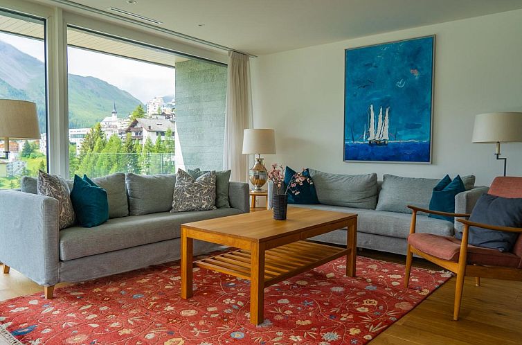 Appartement 130m2 Luxuswohnung mit grossem Balkon, 7 Persone