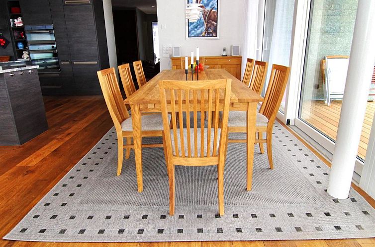 Appartement 130m2 Luxuswohnung mit grossem Balkon, 7 Persone