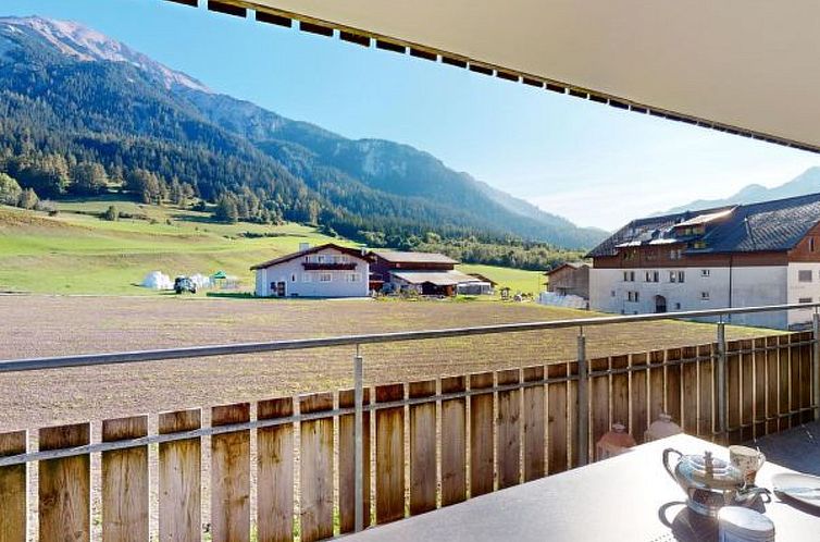 Appartement 3.5 Zimmer Ferienwohnung Piz Linard Lantsch Lenz
