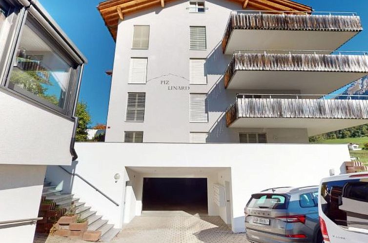 Appartement 3.5 Zimmer Ferienwohnung Piz Linard Lantsch Lenz