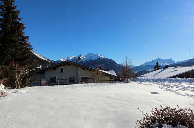 Appartement Arnika Family Accommodation in Lantsch-Lenz – 