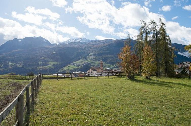 Vakantiehuis mit Garten Tgeasa Schilendra-Lantsch/Lenz