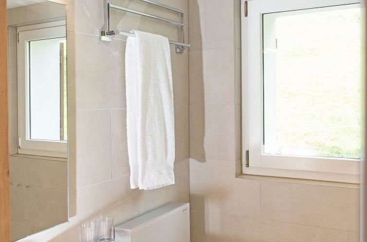 Vakantiehuis mit Garten Tgeasa Schilendra-Lantsch/Lenz