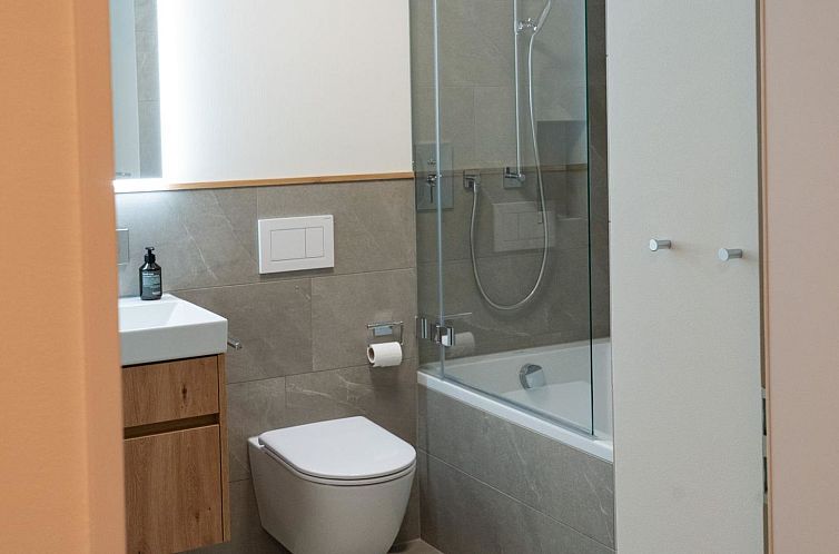 Appartement Appartemen, Dusche und Bad, WC, 6-Bettwohnung