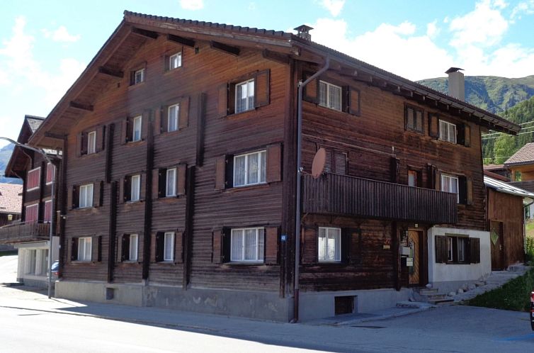 Guest house 18212606 - Apartment Under Gräub / Grisons - Appartement Tulipana Berther